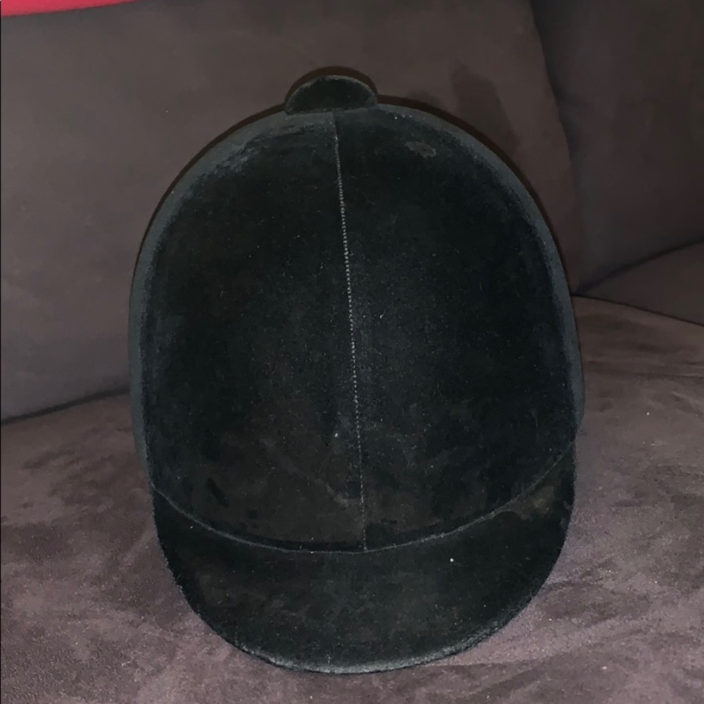 IRH Black English riding helmet size 6 7/8 56cm